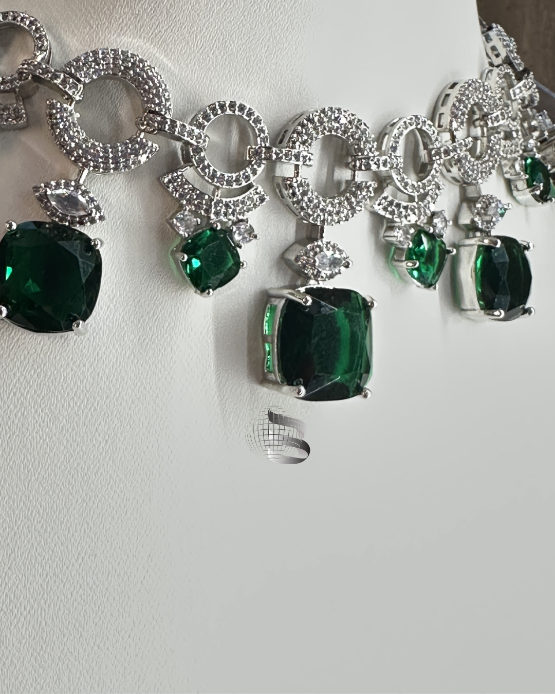 Silver Toned Emerald Stones American Diamond Necklace Set