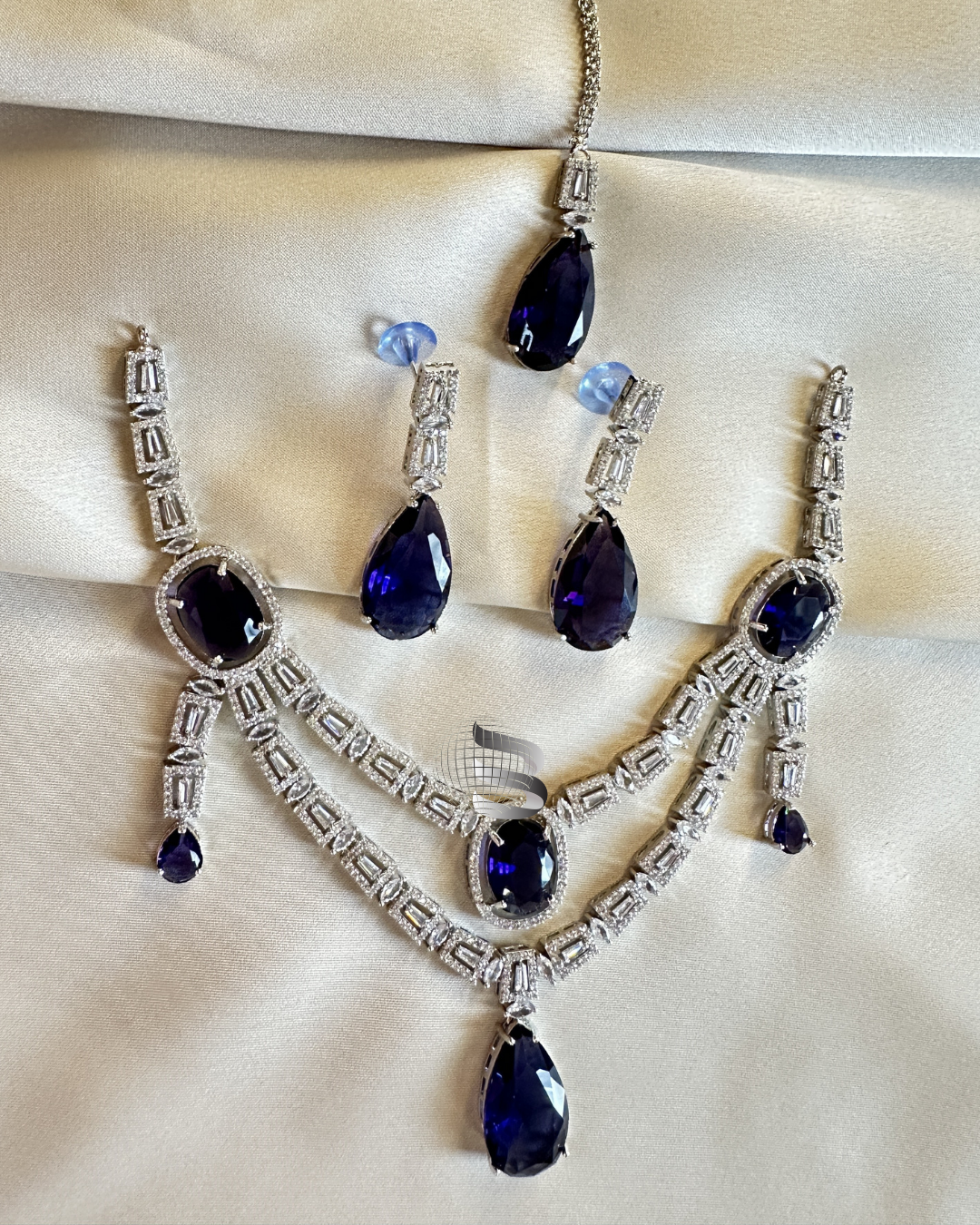 Silver Toned Purplish Blue Stone Studded American Diamond Necklace Set