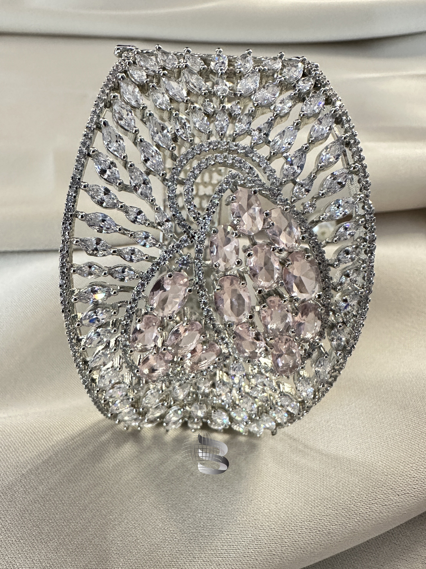 Light Pink Stone Studded American Diamond Adjustable Bracelet