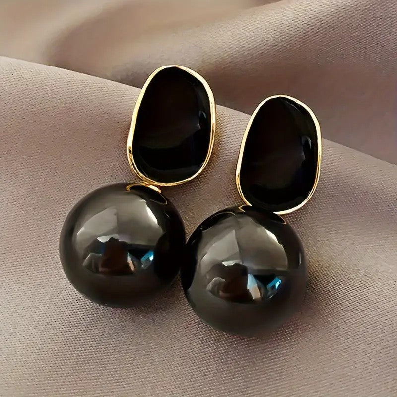 Pearl Enamel Earring