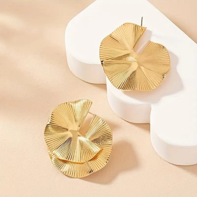 Golden Abstract Fashion Earring