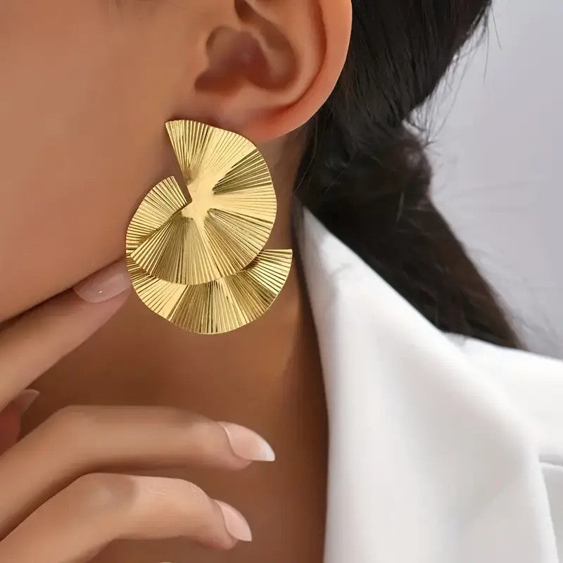 Golden Abstract Fashion Earring
