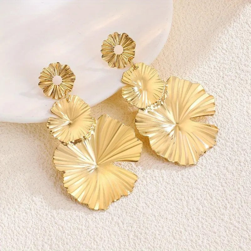 Golden Fashion Earring