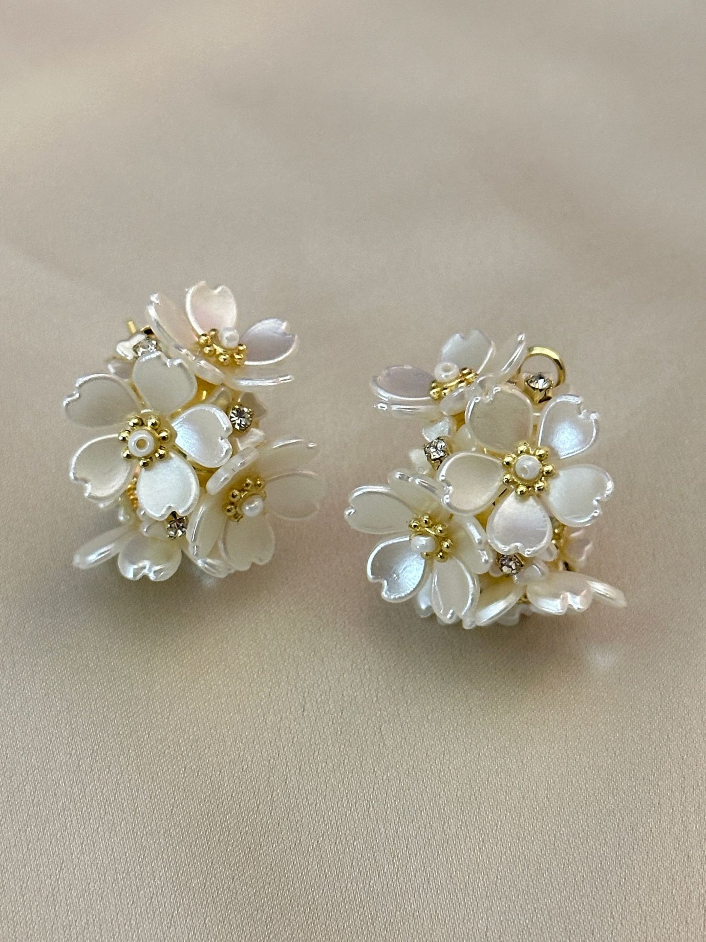 White Floral Acrylic Earrings