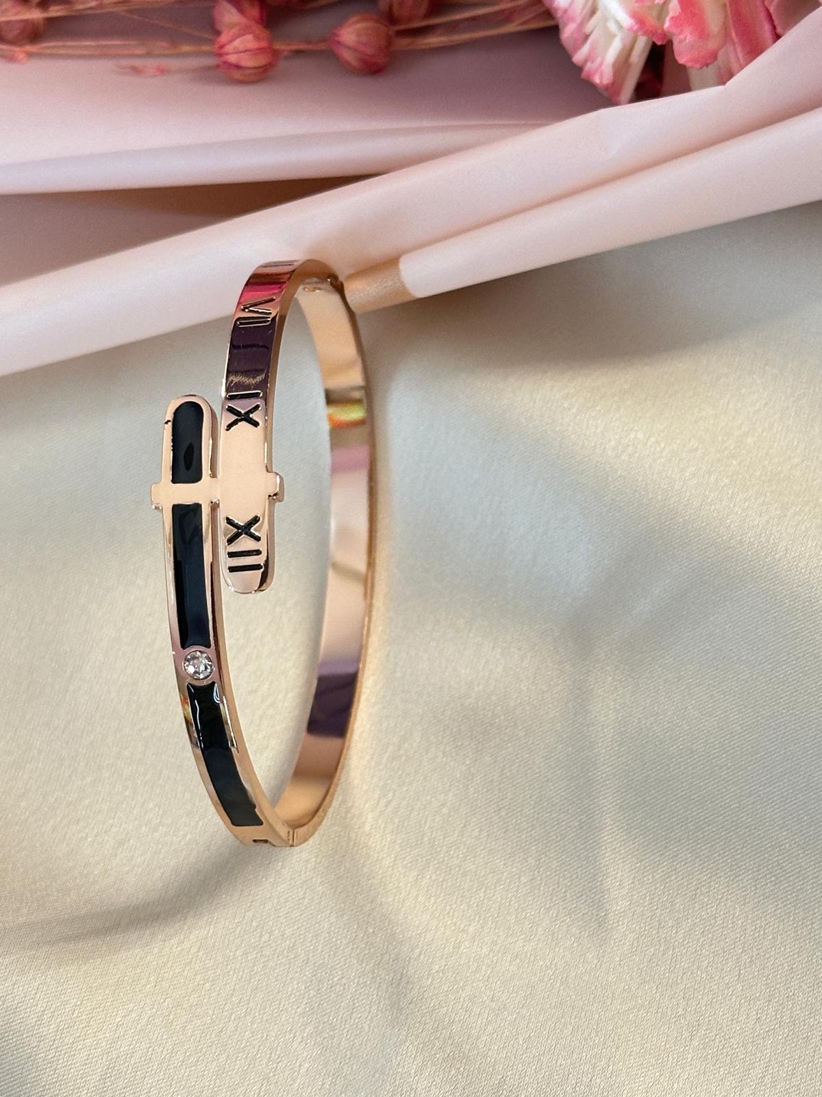 Premium Rose Gold plated Enamelled Sleek Bracelet