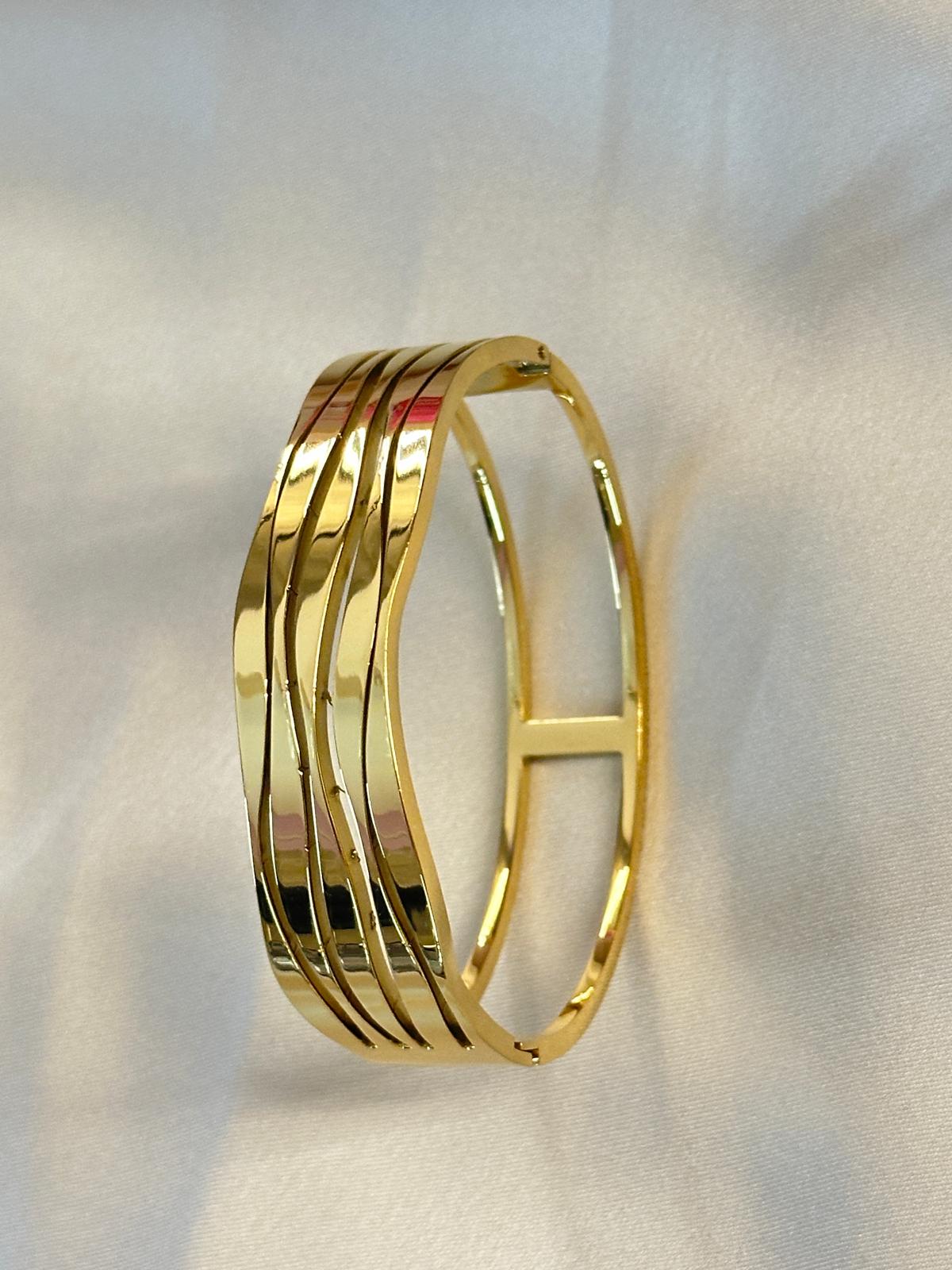 Anti-Tarnish Gold Bracelet