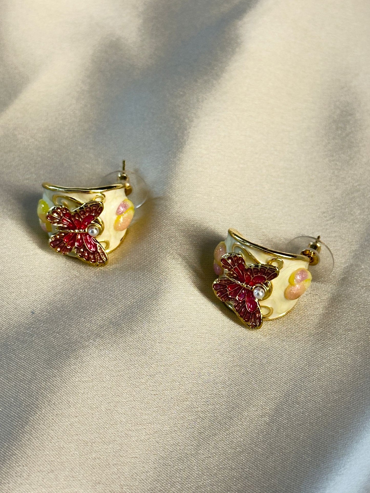 Elegant and Light Weight Enamelled Butterfly Earring for Women and Girls