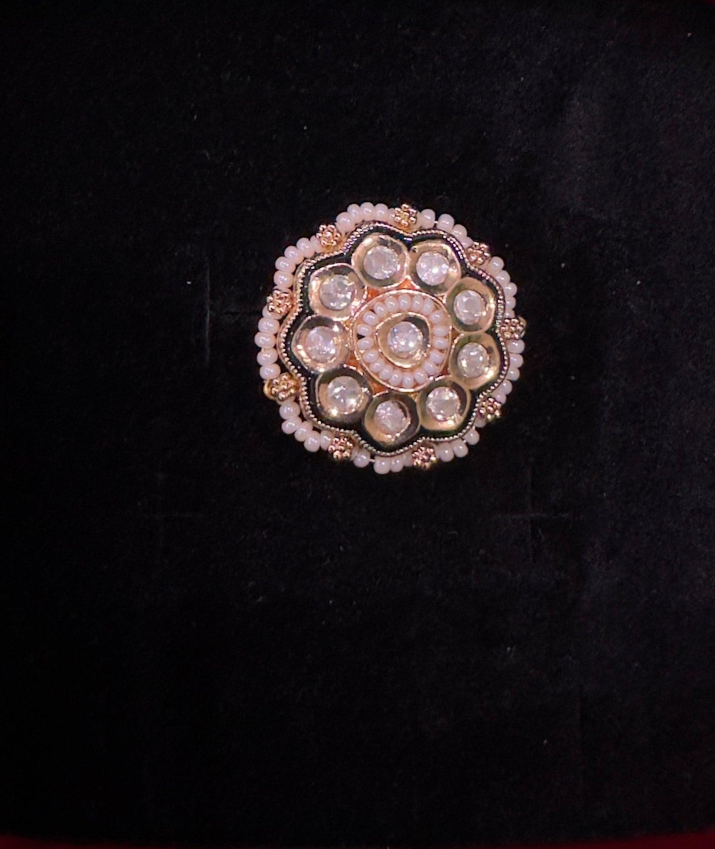 Bague maharani en perles et Meena vert Kundan