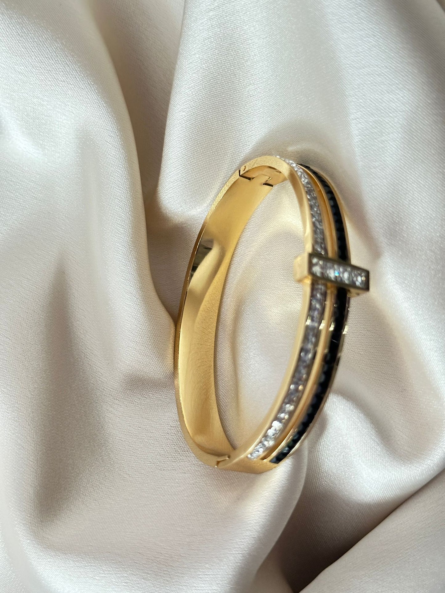 Premium Rose Gold-Plated Bracelet with American Diamond and Black Stones