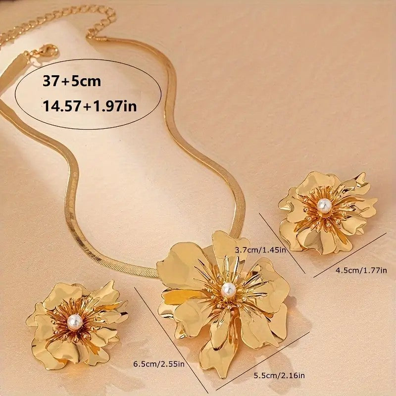 Shiny Floral Pendant Neckwear Set