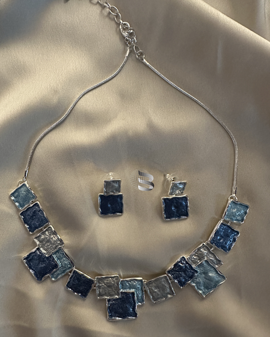 Blue Silver Metal Modern Sleek Necklace Set