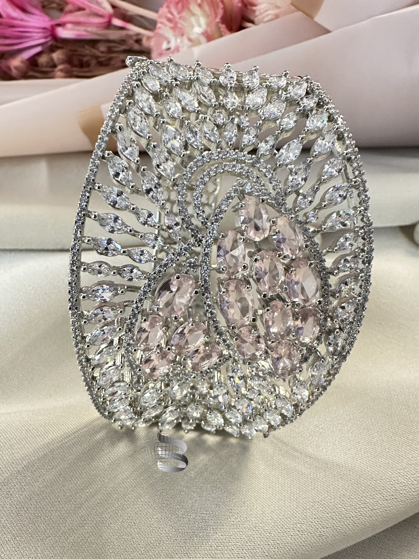 Light Pink Stone Studded American Diamond Adjustable Bracelet
