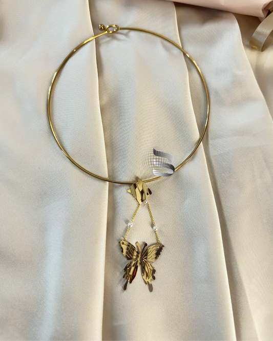 Modern Hasli-Style Necklace with Butterfly Pendant