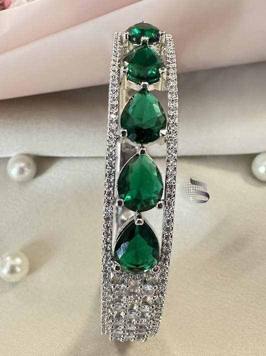 Elegant Emerald Green American Diamond Bracelet for Women and Girls
