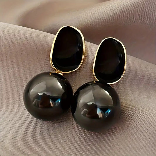Pearl Enamel Earring