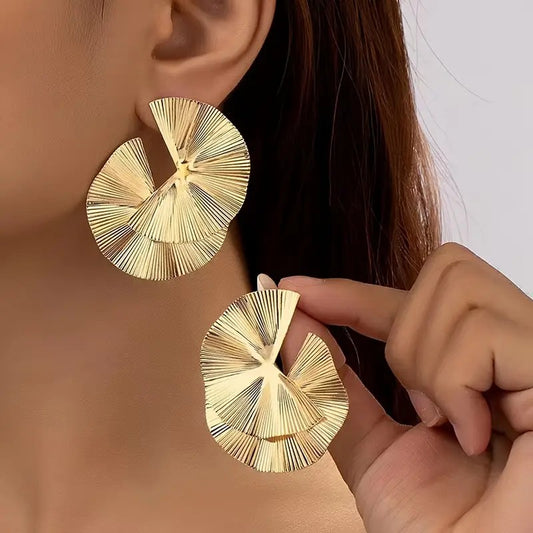 Golden Abstract Fashion Earring