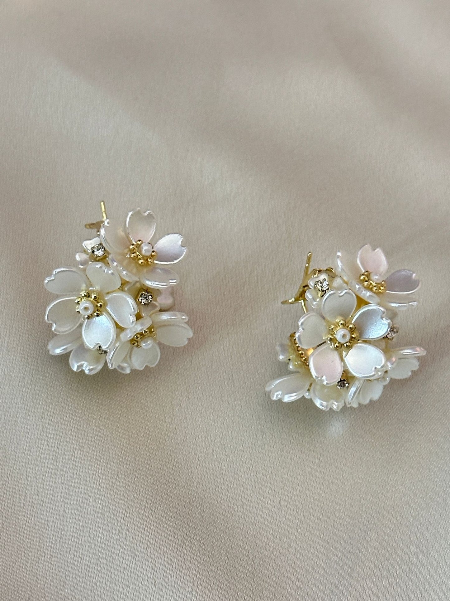 White Floral Acrylic Earrings