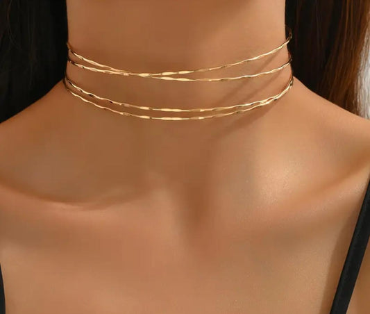 Modern Minimal Design Choker
