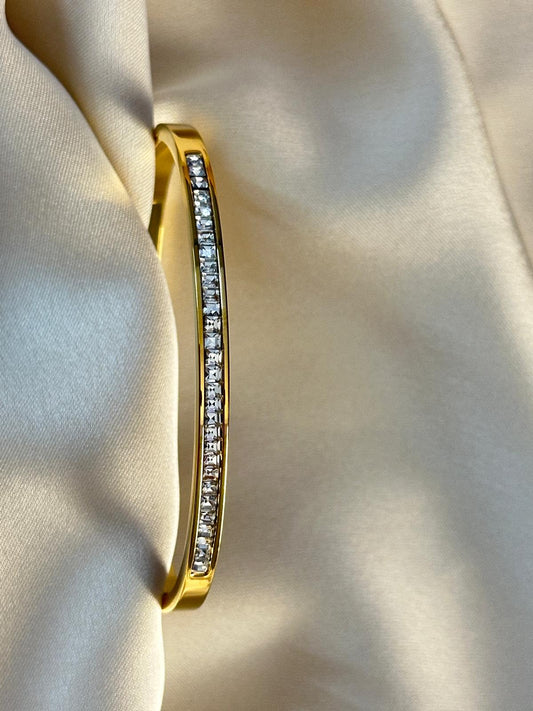 Premium Gold Plated Sleek American Diamond Bracelet
