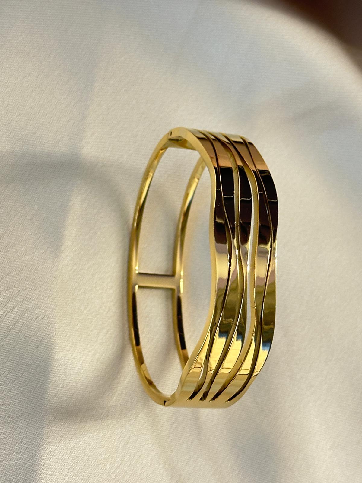 Anti-Tarnish Gold Bracelet