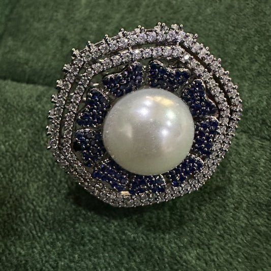 Elegant Blue & American Diamond Cocktail Ring with Central Pearl – Nano Work Finish