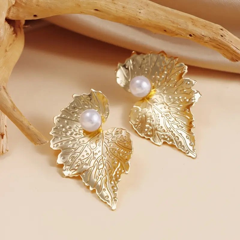 Golden Leaf shape Fashion Earring