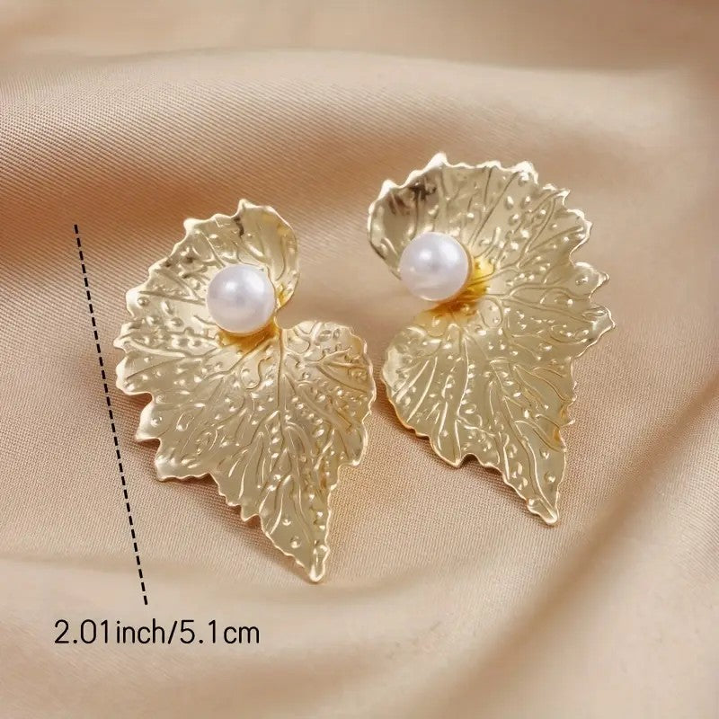 Golden Leaf shape Fashion Earring