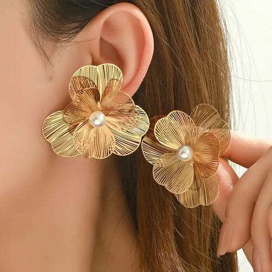 Golden Floral Earring